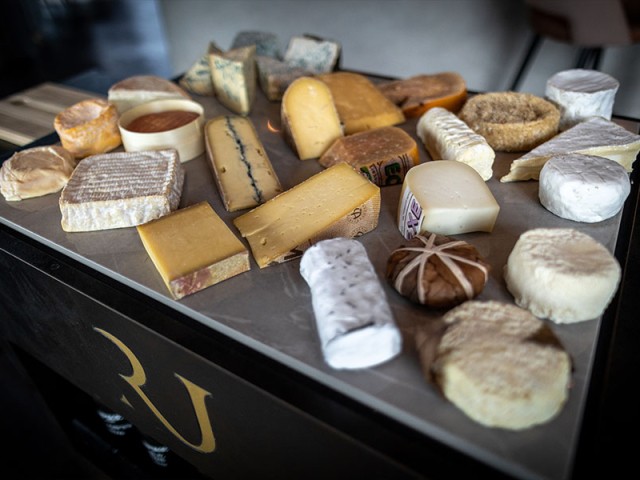 kaas-assorti-restaurantrj-texel.jpg